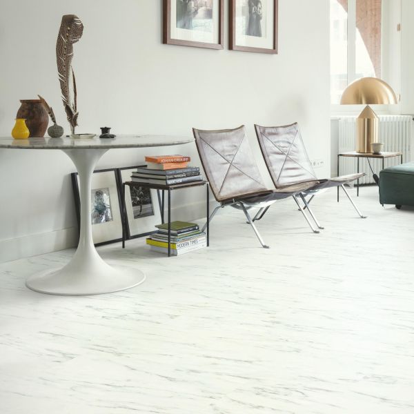 Quick-Step Alpha Vinylboden Oro - Marmor Carrara Weiß